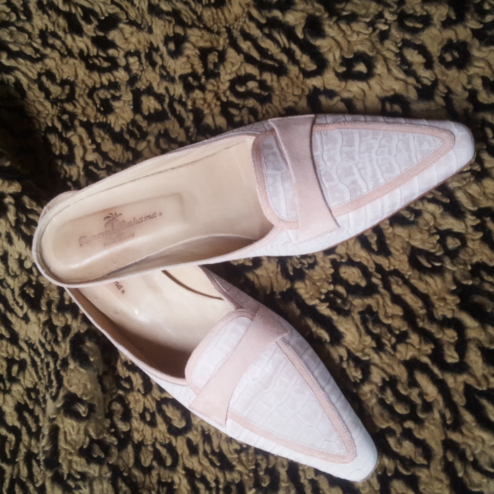 EUC Tommy Bahama Pink leather slides